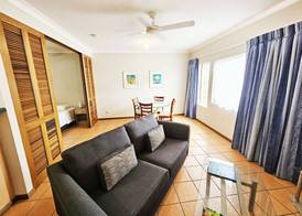 Royal Palm Villas 4