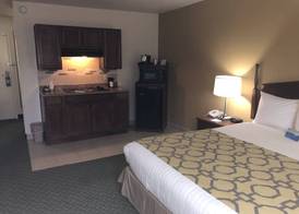 Baymont by Wyndham Kokomo 5