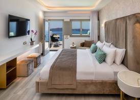 Aura Suites 4