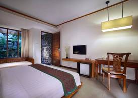 Aston Sunset Beach Resort - Gili Trawangan 5