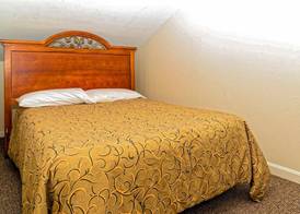 Parkers Motel 2