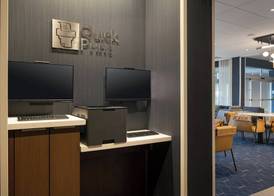 Courtyard by Marriott Fresno Clovis 3