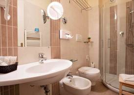 Hotel Arcobaleno 5