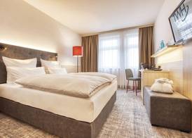 Trans World Hotel Columbus 5