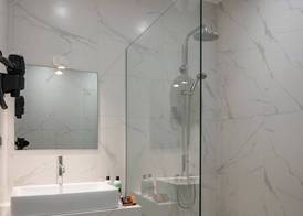Aequor Luxury Rooms & Apartments 4