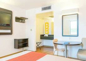 Motel 6-Carlsbad, CA Beach 5