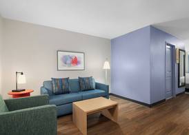 Garner Hotel Madison - Huntsville Airport by IHG 5