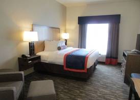 Best Western Plus Ardmore Inn & Suites 5