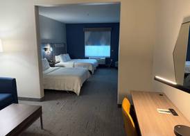 Holiday Inn Express & Suites MARBLE FALLS by IHG 4