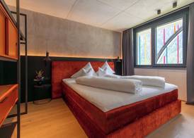 Lifesteil Aparthotel 5
