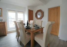 Meadow View Apartments are 2 and 3 bedroomed with private parking 5