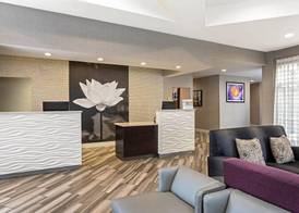 La Quinta by Wyndham Orlando Airport - On Property Food Trucks & Free Airport Shuttle! 4