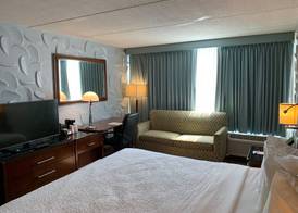 Albany Airport Inn 3