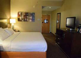 Holiday Inn Express & Suites WATERTOWN-THOUSAND ISLANDS by IHG 3