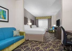 Holiday Inn Express & Suites AMES by IHG 3