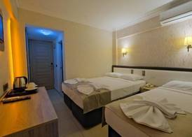 Moni Hotel 5