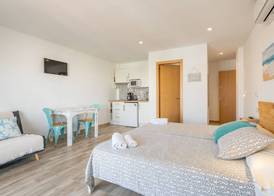 Apartamentos Marivent by MHR 2