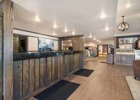 Best Western Golden Spike Inn & Suites 2