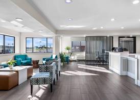 Clarion Pointe Milwaukee Airport 2