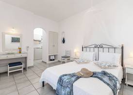 Zanneta Apartments & Suites 3