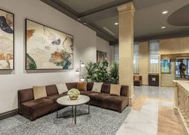 One King West Hotel and Residence 4