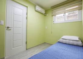Hans House 4