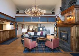 Redwood Lodge 4