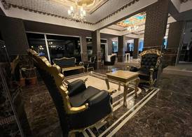 Grand Black Hotel 4