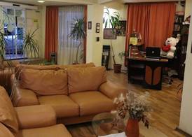 Семеен Hotel Palitra 5