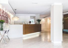 Hotel Almirante 4