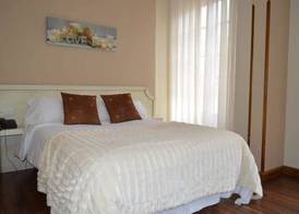 Hotel Los Robles 3