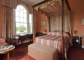 Corse Lawn House Hotel 3