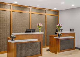 Homewood Suites by Hilton Winnipeg Airport-Polo Park, MB 5