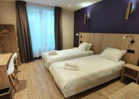 Hotel Modern Est 4