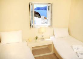 Oia Mare Villas 4