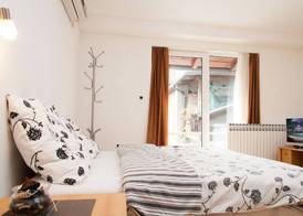 Rooms Garden Zagreb Airport 4