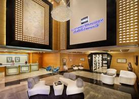 ARMADA AVENUE HOTEL 4