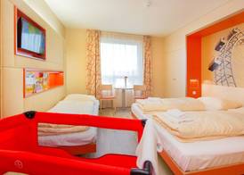 JUFA Hotel Wien City 4