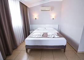 Kleopatra Tower Suite Hotel 5