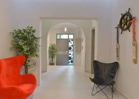 Alekos Apartments 2 Netflix, Self Check-In 4