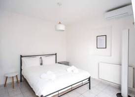 The Corfos Hills House 4