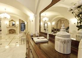 Ionia Suites 2