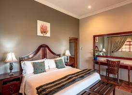 Mooiplaas Guesthouse 5