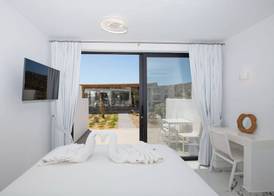 Bianco a Nero Mykonos 2