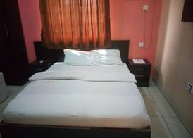 Peak Court Hotels 4
