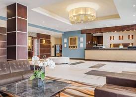 Comfort Hotel Bayer's Lake 5