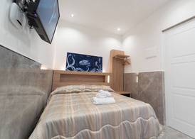 H. G. Boutique Toledo Napoli Centro by ClaPa Group Dislocated Hospitality 4