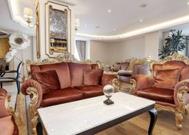Les Ambassadeurs Hotel Casino&Marina 5