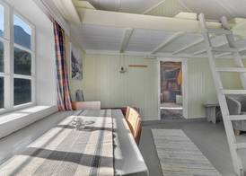 Lofoten Cottages by Nusfjord 5