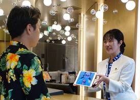 Quintessa Hotel Osaka Shinsaibashi Comic & Books 4